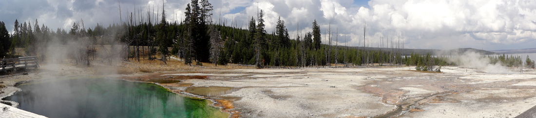 West Thumb Geyser Basin - Abyss Pool